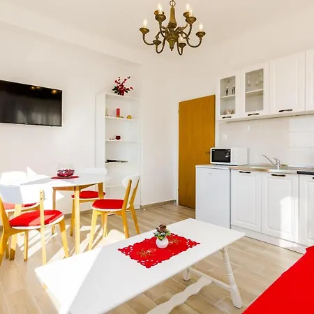 Apartman Nina- One Bedroom With Sea View
